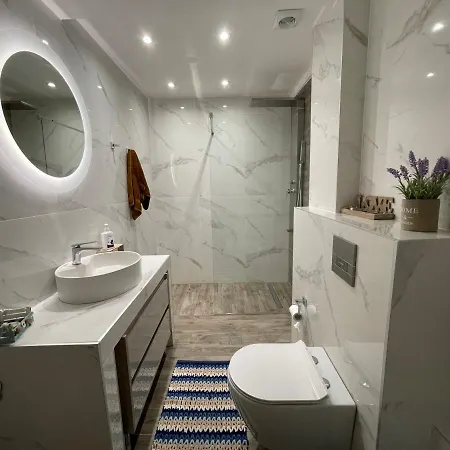 Apartment Lovely And Sunny 300m From Beach!! Peraía
