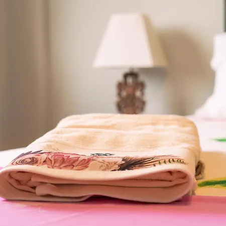 Lovely And Sunny 300m From Beach!! Appartement Peraía