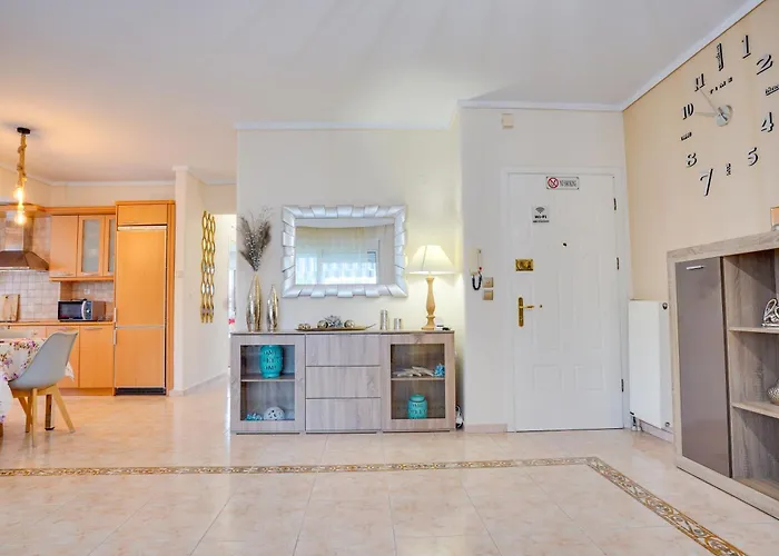 Apartmán Lovely And Sunny 300m From Beach!! *